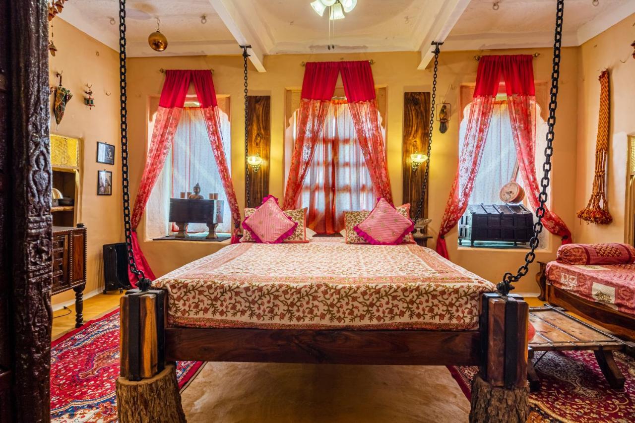 Hotel Desert Boy'S - Royal Stay On Fort Jaisalmer Exteriör bild